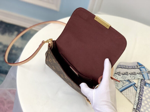 LV Favorite PM Monogram Canvas, Shoulder and Crossbody Bags for Women M40717