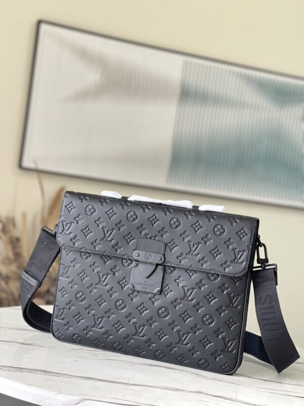 LV S-Lock Briefcase Taurillon Monogram Black For Men M20835