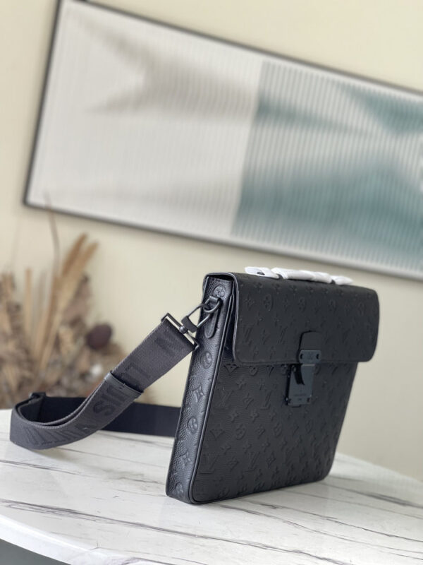 LV S-Lock Briefcase Taurillon Monogram Black For Men M20835