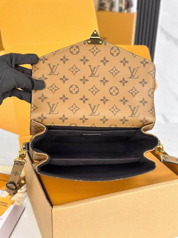 LV Pochette Metis Monogram Reverse Canvas For Women M44876