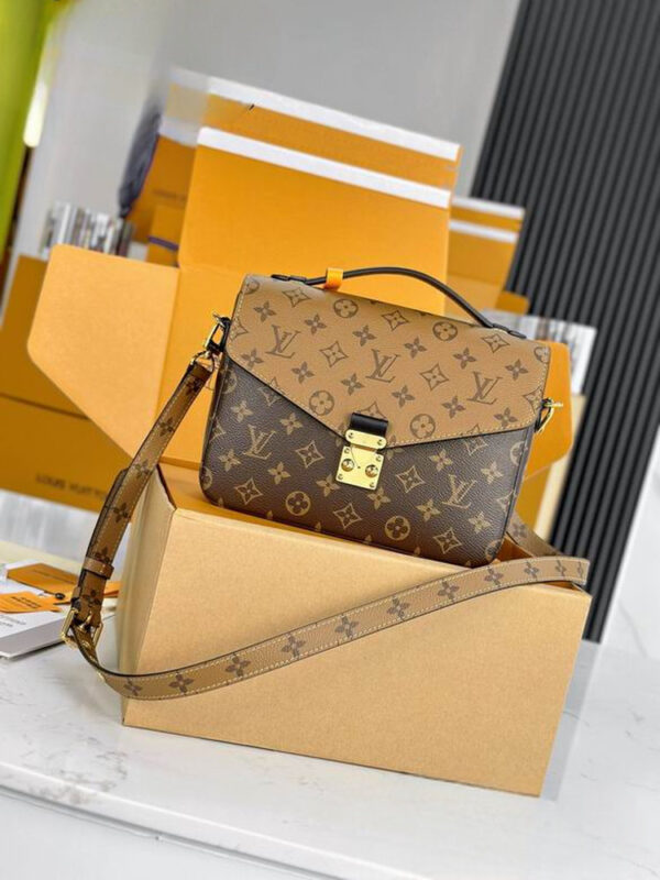 LV Pochette Metis Monogram Reverse Canvas For Women M44876