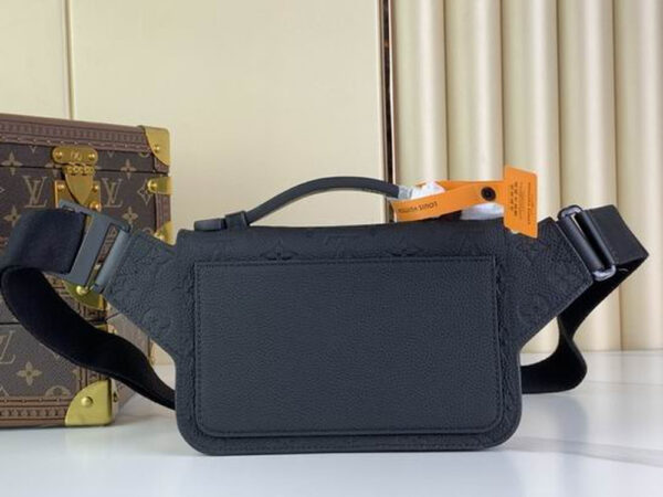 LV S Lock Sling Bag Black For Men M58487