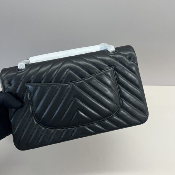 CN Chevron Classic Handbag Black Hardware Black For Women CN Chevron Classic Handbag Black Hardware Black For Women