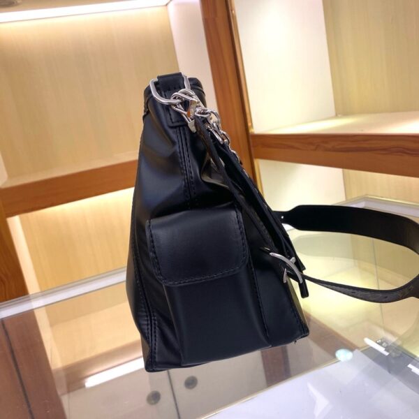 Modern Style Trendy L*V Handbag 1382