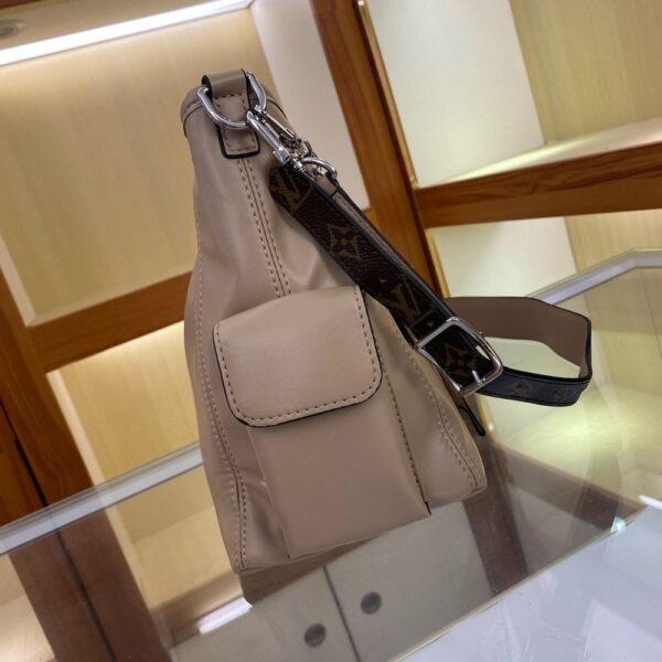 Modern Style Trendy L*V Handbag 1382