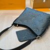 Modern Style Trendy LV Handbag L1629