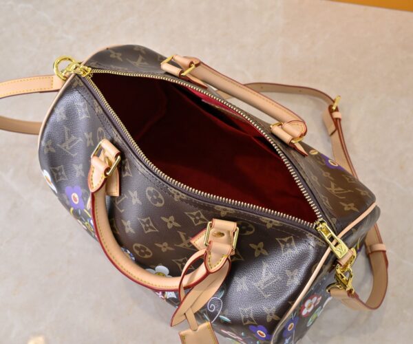 Iconic LV Handbag M14078