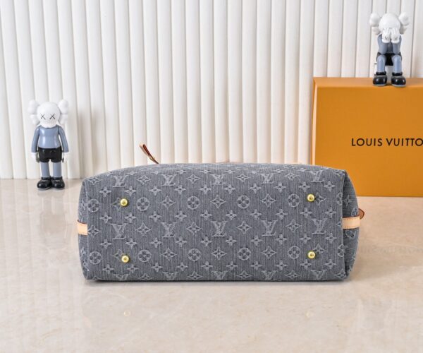 Iconic LV Handbag M13789-M46197