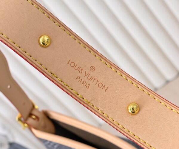 Iconic LV Handbag M13789-M46197