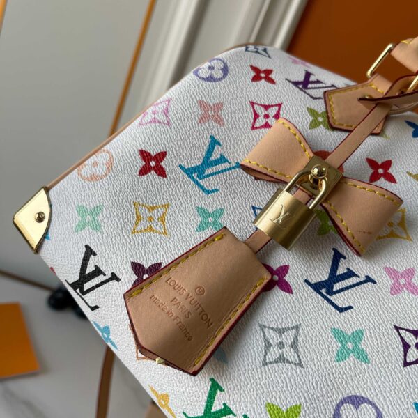 Iconic LV Handbag M13085