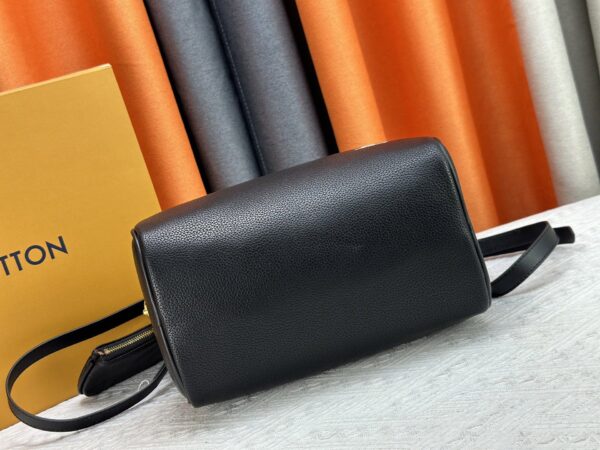 Iconic LV Handbag M12672-M12673