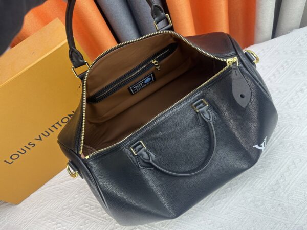 Iconic LV Handbag M12672