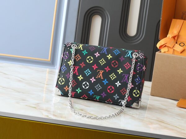 Iconic LV Handbag M14526