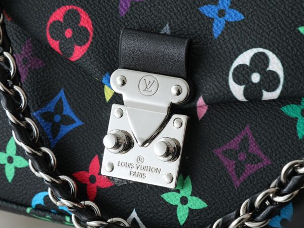 Iconic LV Handbag M14526