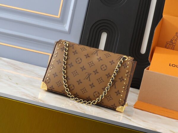 Iconic LV Handbag M14526