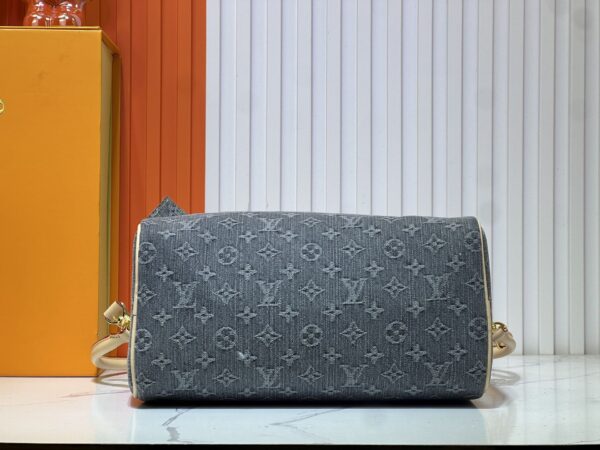Iconic LV Handbag M13443-M40391