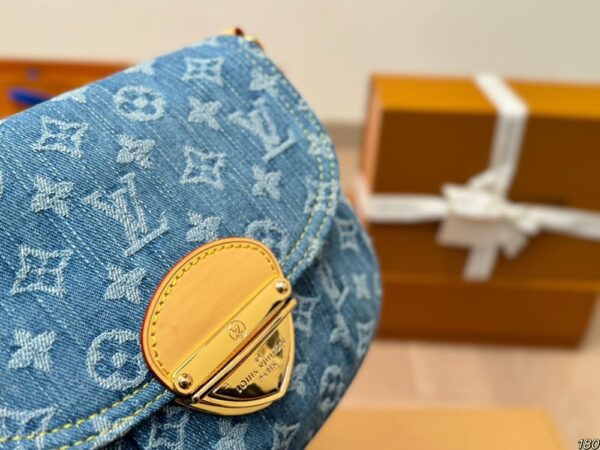 Modern Style Trendy Bag L5032