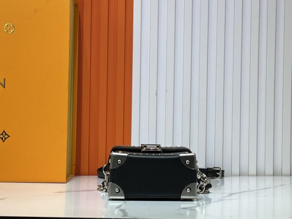 Iconic LV Handbag M82465-M12362