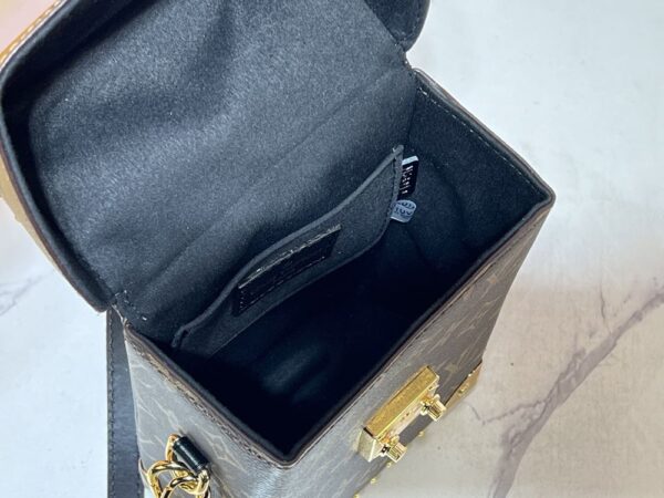 Iconic LV Handbag M82465-M12362