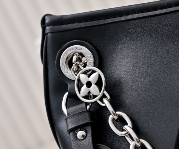 Iconic LV Handbag M13014-3