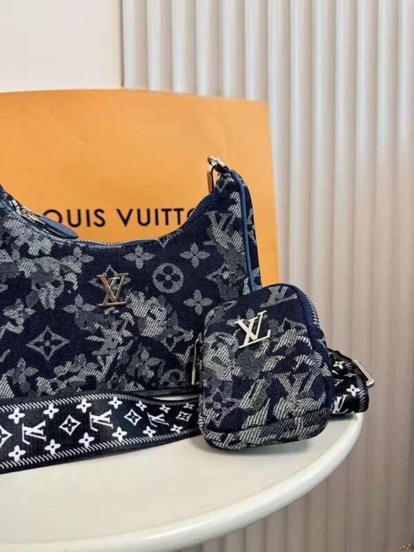 Modern Style Trendy LV Handbag L1529
