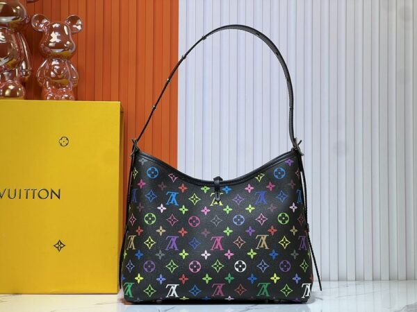 Iconic LV Handbag M46197