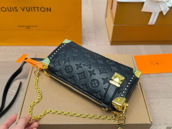 Modern Style Trendy LV Handbag L1364