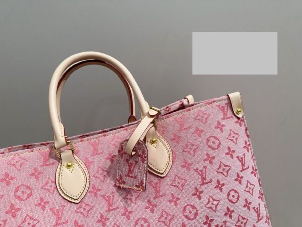 Modern Style Trendy LV Handbag L1322