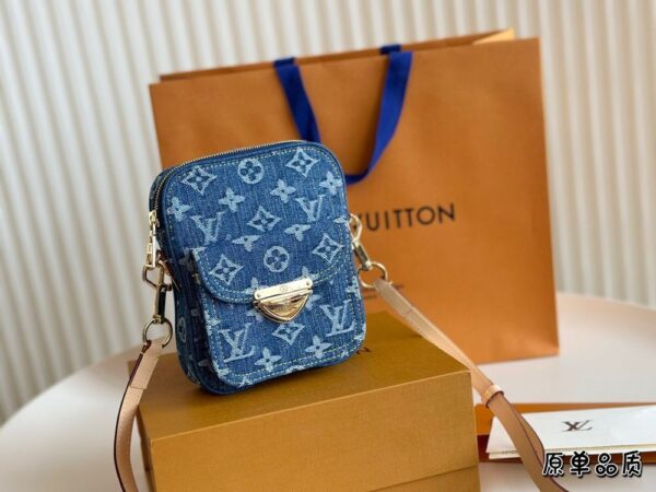 Modern Style Trendy LV Handbag L999