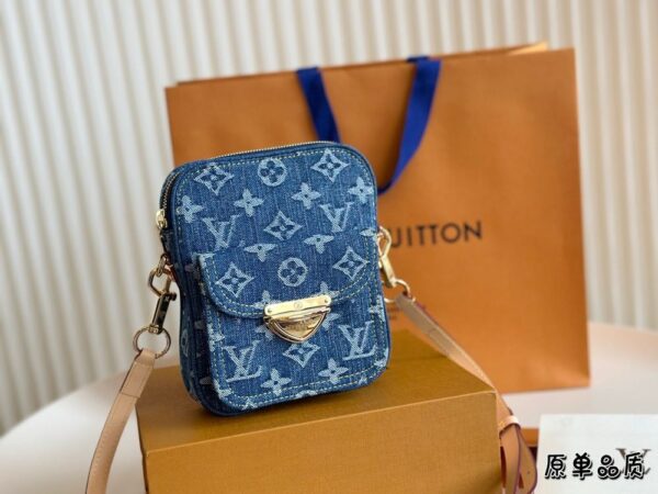 Modern Style Trendy LV Handbag L999