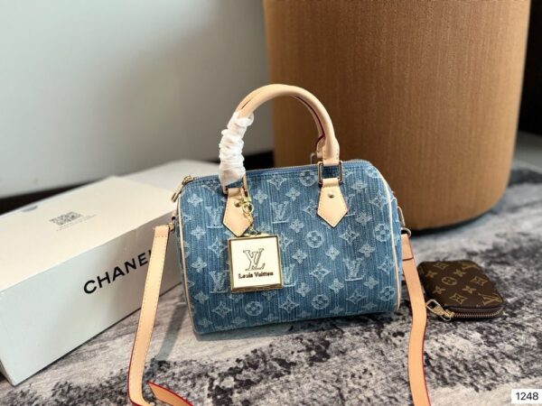 Modern Style Trendy LV Handbag L979 Modern Style Trendy LV Handbag L979