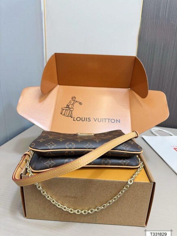 Modern Style Trendy LV Handbag L978