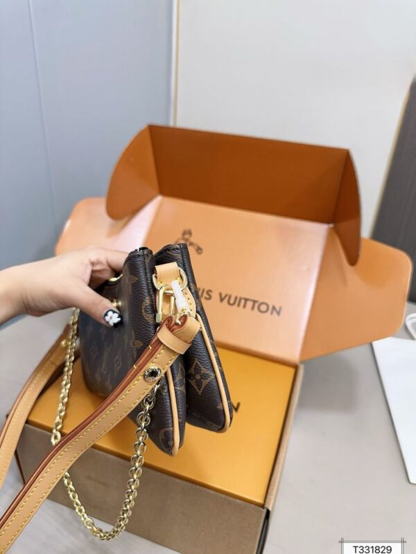 Modern Style Trendy LV Handbag L978