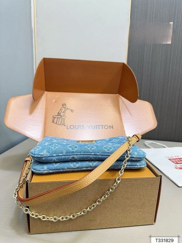 Modern Style Trendy LV Handbag L978