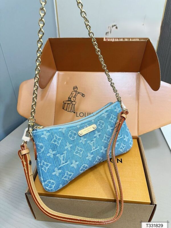 Modern Style Trendy LV Handbag L978