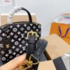 Modern Style Trendy LV Handbag L961