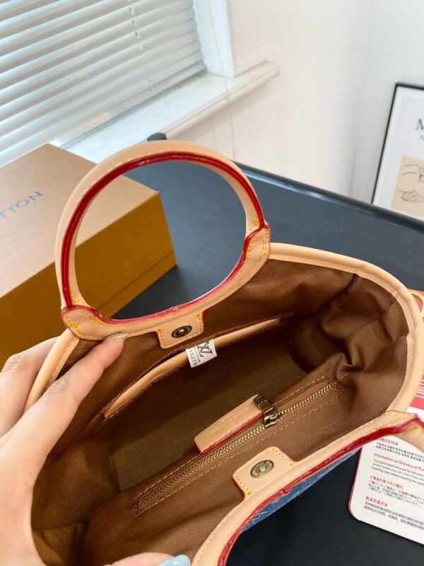 Modern Style Trendy LV Handbag L959
