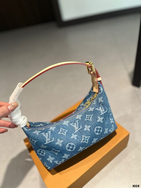 Modern Style Trendy LV Handbag L927