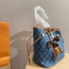 Modern Style Trendy LV Handbag L926