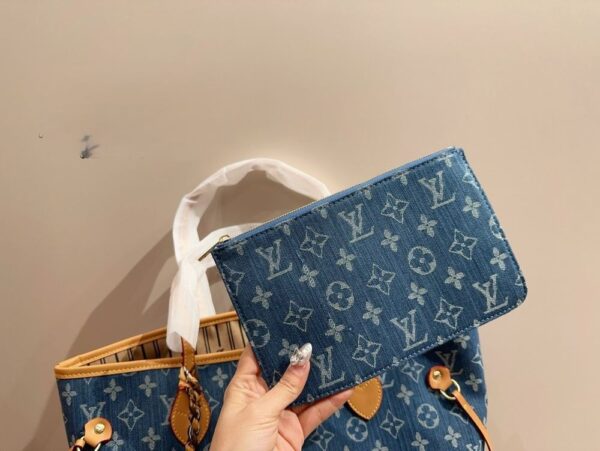 Modern Style Trendy LV Handbag L926