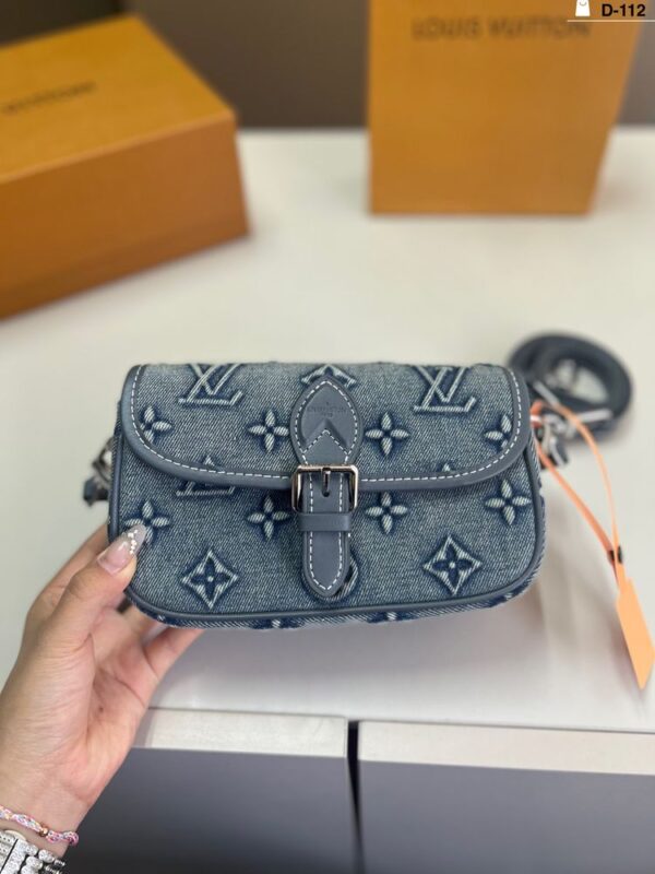 Modern Style Trendy Bag L5076