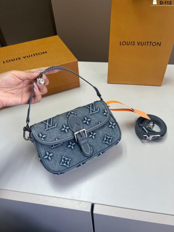 Modern Style Trendy Bag L5076