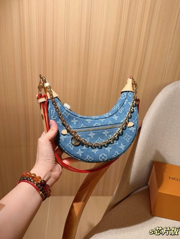 Modern Style Trendy LV Handbag L1782