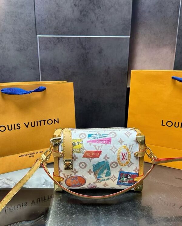 Modern Style Trendy LV Handbag L1686