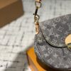 Modern Style Trendy LV Handbag L1655