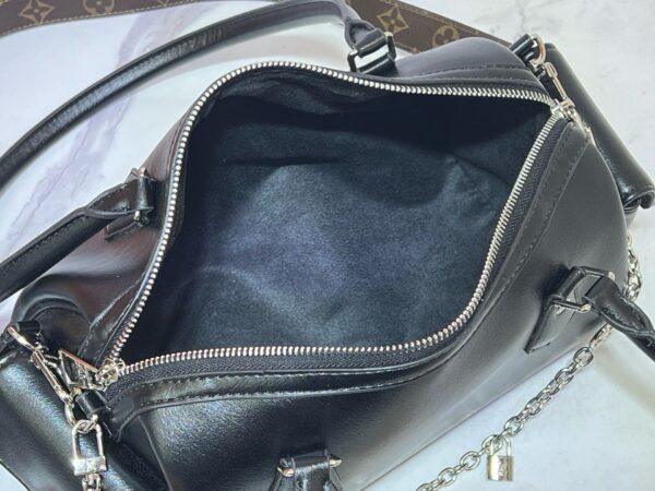 Modern Style Trendy L*V Handbag 1622