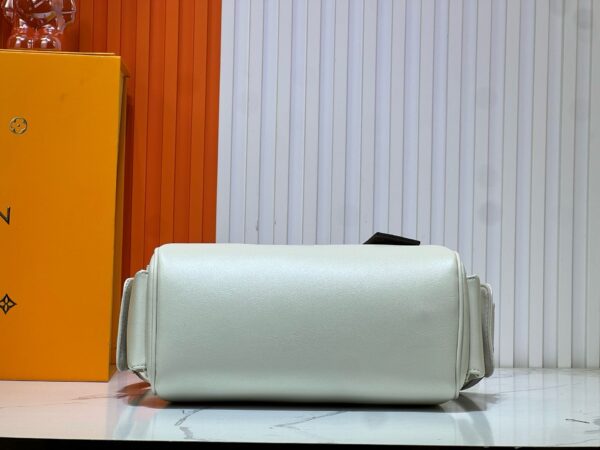 Modern Style Trendy L*V Handbag 1622