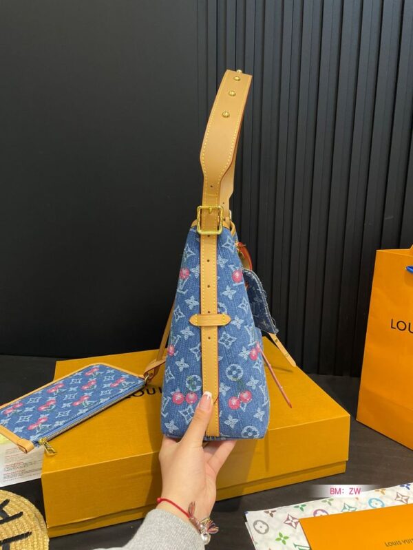 Modern Style Trendy Bag L5055