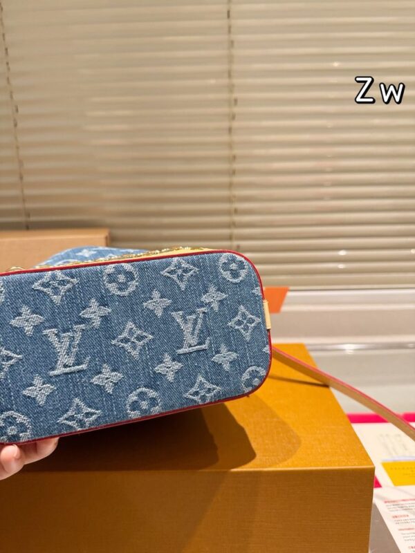 Modern Style Trendy Bag L5101