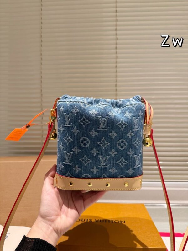 Modern Style Trendy Bag L5101